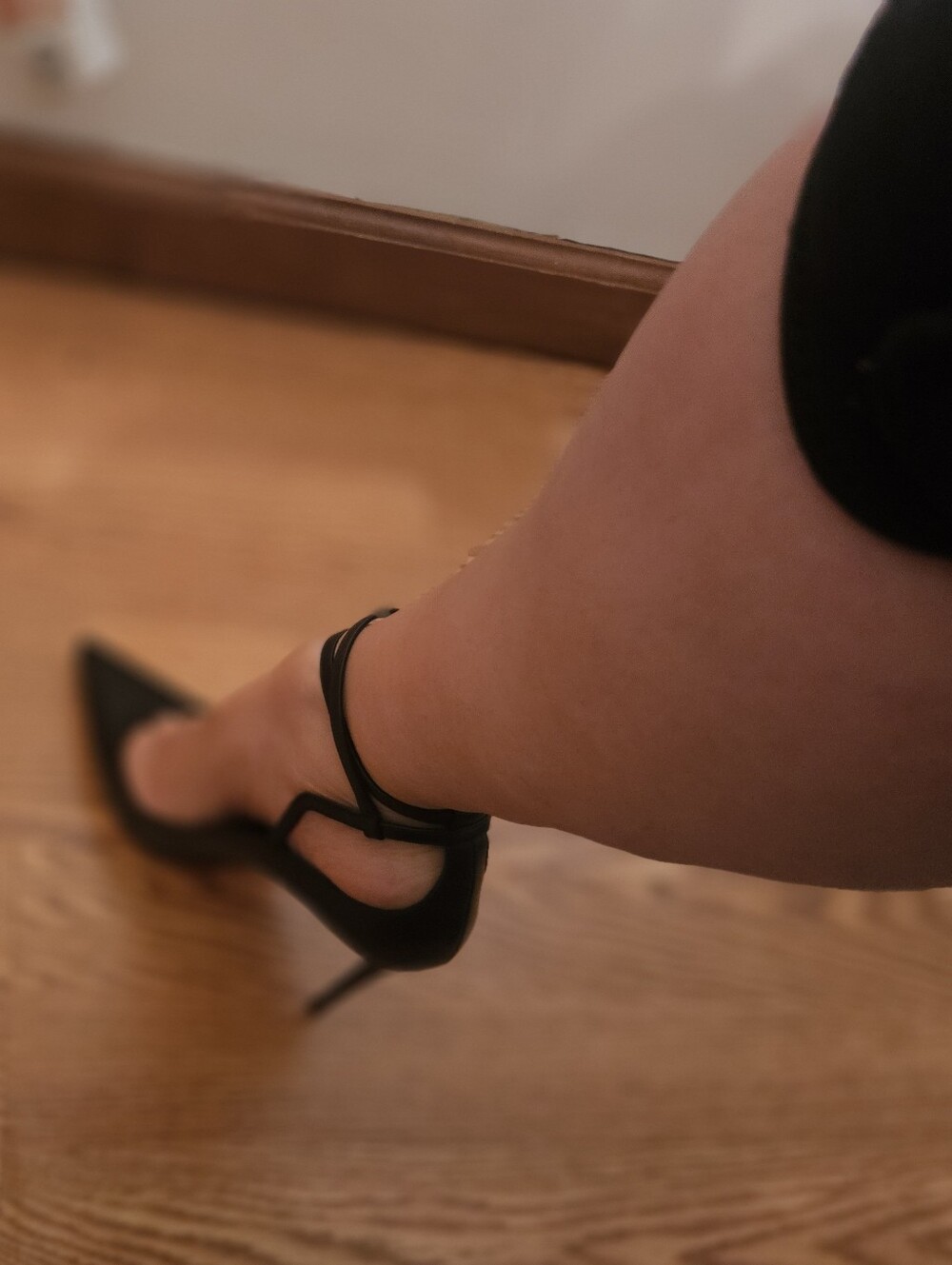 Christian Louboutin Black Pointed Ankle-Strap Pumps with Wraparound Straps. - Picture 7 of 8